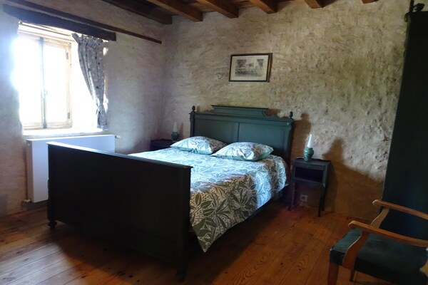Foto van Landhuis in Cotentin met historische charme - Vakantiehuis in Saint Lô d'Ourville - BedRoom