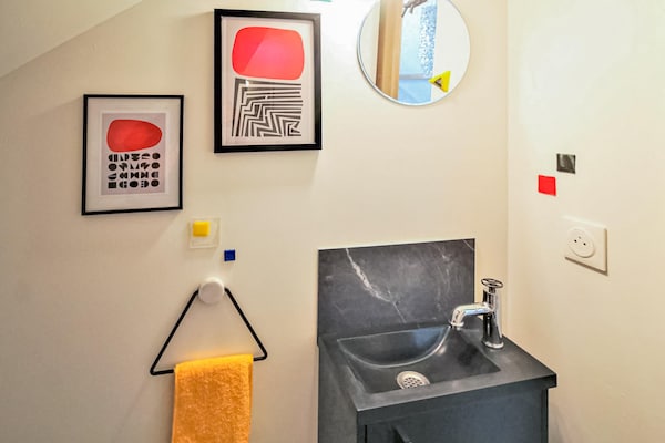 Foto van Romantisch verblijf in Saint-Quirin - Vakantiehuis in Saint-Quirin - BathRoom