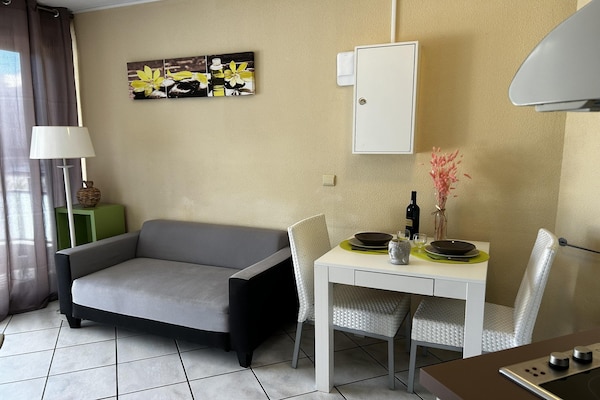 Foto van Appartement voor 2 personen vlakbij zee - Vakantiehuis in Saint-Cyprien - LivingRoom
