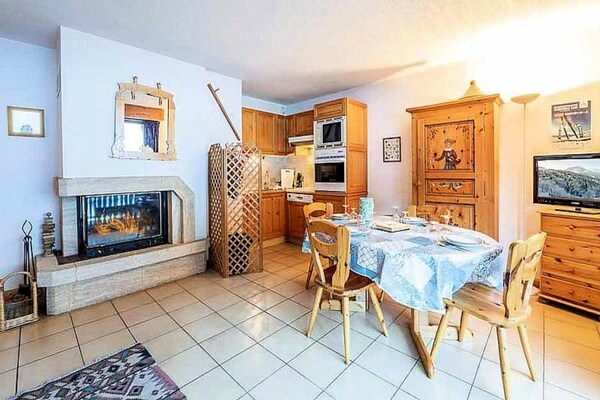 Foto van Appartement Courchevel bij Skilift - Vakantiehuis in ST BON TARENTAISE - DiningRoom