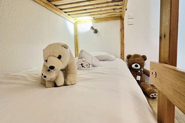 Foto van Aangename, volledig gerenoveerde studiocabine voor 4 personen, gelegen in Val d'Isère, op 350 m van het dorpscentrum en 450 m van de pistes. - Untagged