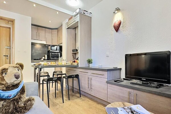 Foto van Aangename, volledig gerenoveerde studiocabine voor 4 personen, gelegen in Val d'Isère, op 350 m van het dorpscentrum en 450 m van de pistes. - Untagged