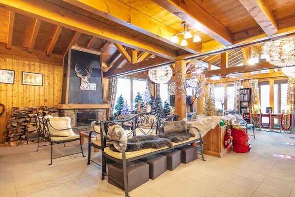 Foto van Bergvakantie met het gezin in het dorp Doucy - Vakantiehuis in La Léchère - HallReception