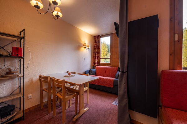 Foto van Appartement in Doucy bij Skipistes - Vakantiehuis in Doucy - DiningRoom