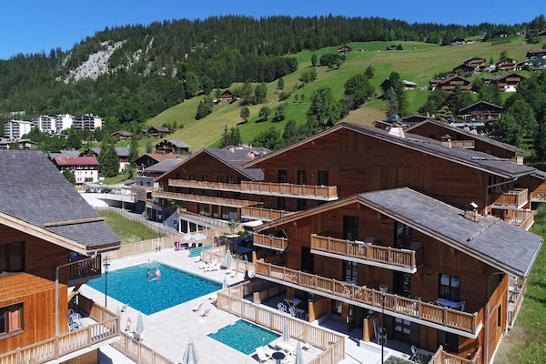 Foto van Chalet in La Clusaz met Spa en Zwembad - Vakantiehuis in La Clusaz - ParkFacilities