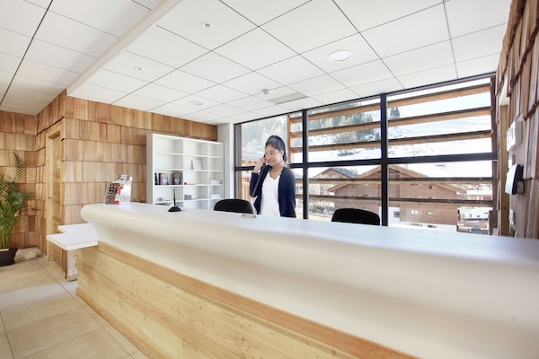 Foto van Chalet in La Clusaz met Spa en Skiën - Vakantiehuis in La Clusaz - HallReception