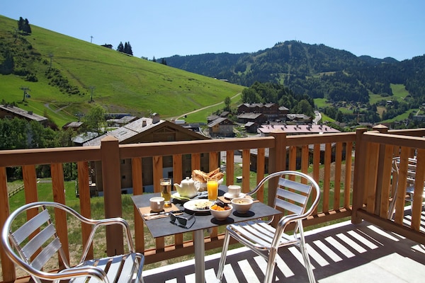 Foto van Chalet in La Clusaz met Spa en Skiën - Vakantiehuis in La Clusaz - TerraceBalcony