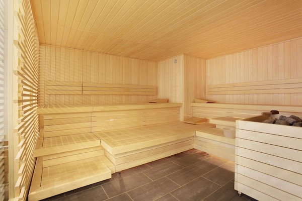 Foto van Chalet in La Clusaz met Spa en Skiën - Vakantiehuis in La Clusaz - ParkFacilities