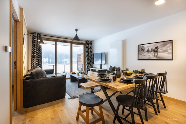 Foto van Appartement in La Chapelle bij Skilift - Vakantiehuis in la Chapelle dabondance - DiningRoom