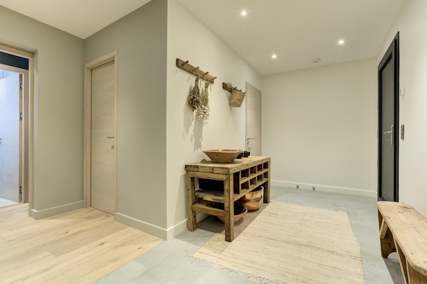 Foto van Elegant ski-in chalet in Chamonix - Vakantiehuis in Chamonix-Mont-Blanc - Landing