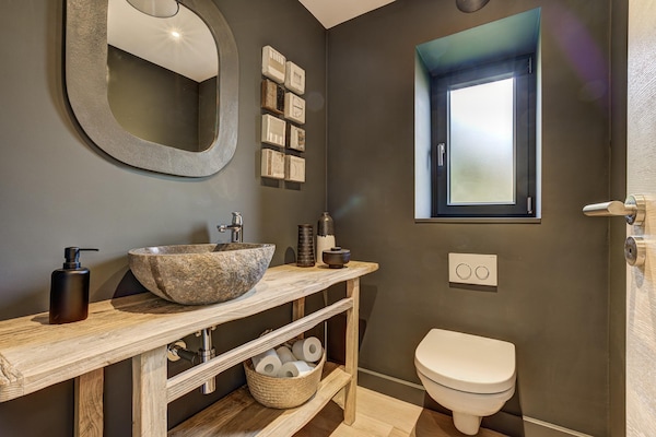 Foto van Elegant ski-in chalet in Chamonix - Vakantiehuis in Chamonix-Mont-Blanc - BathRoom