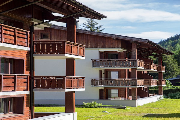 Foto van Duplex in Vallorcine bij Mont Blanc - Vakantiehuis in Vallorcine - TerraceBalcony
