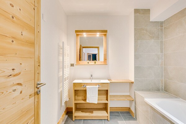 Foto van Appartement in Combloux met Mont Blanc Uitzicht - Vakantiehuis in COMBLOUX - BathRoom