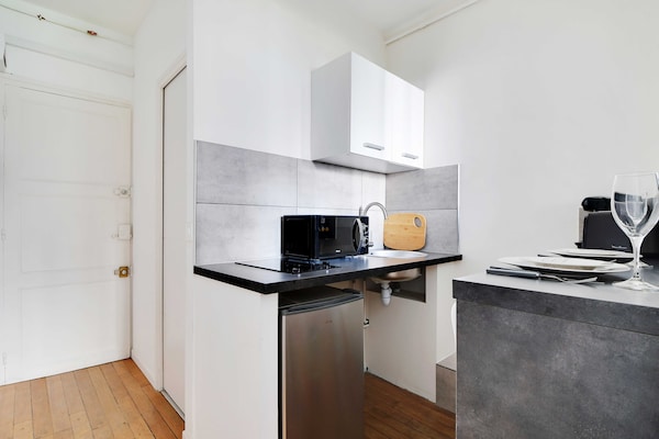 Foto van Authentieke studio - 2P - Plaine-Monceau - Vakantiehuis in Paris - 