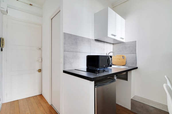 Foto van Authentieke studio - 2P - Plaine-Monceau - Vakantiehuis in Paris - 