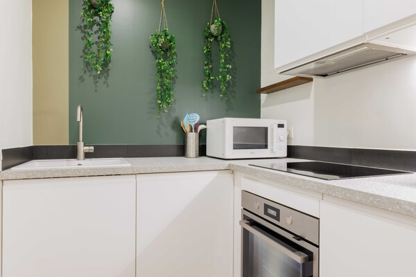 Foto van Authentieke studio - 2P - Eiffeltoren - Vakantiehuis in Paris - 