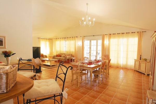Foto van Blokhut voor 4 personen in de Provence - Vakantiehuis in Fayence - DiningRoom