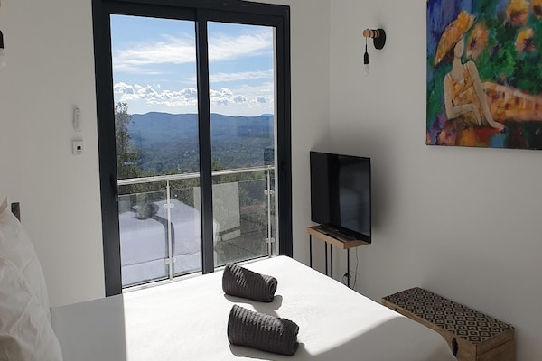 Foto van Villa in Lorgues met privézwembad - Vakantiehuis in Lorgues - BedRoom