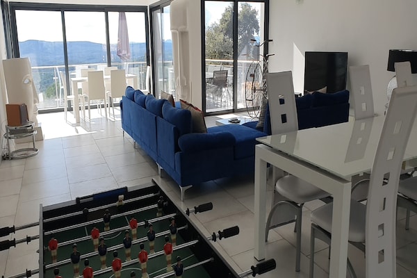 Foto van Villa in Lorgues met privézwembad - Vakantiehuis in Lorgues - LivingRoom