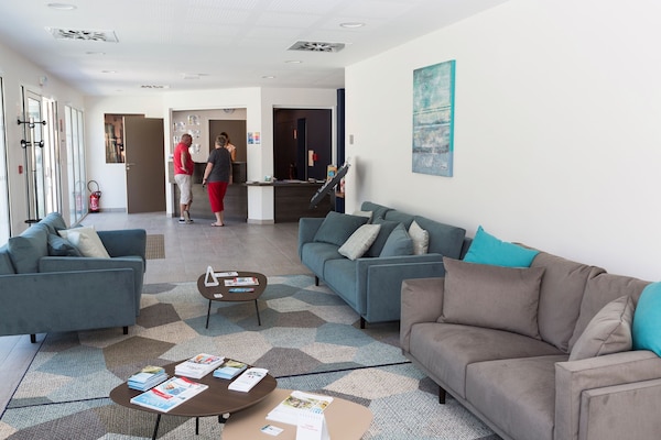 Foto van Gezellig appartement in Bois de la Chaise - Vakantiehuis in Noirmoutier en l'Ile - LivingRoom