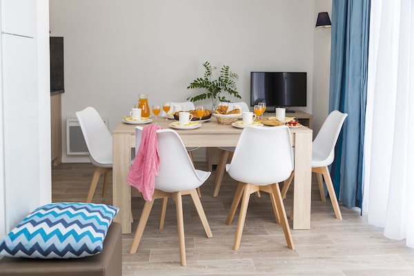Foto van Gezellig appartement in Bois de la Chaise - Vakantiehuis in Noirmoutier en l'Ile - DiningRoom