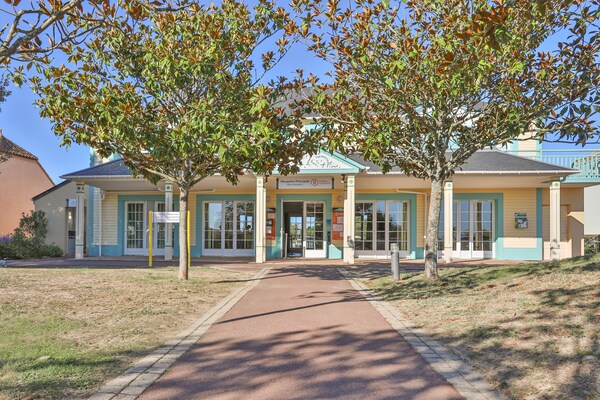 Foto van Bourgenay Flat nabij de kusthellingen - Vakantiehuis in Talmont Saint Hilaire - ExteriorSummer