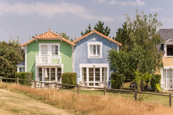Foto van Bourgenay Flat nabij de kusthellingen - Vakantiehuis in Talmont Saint Hilaire - ExteriorSummer