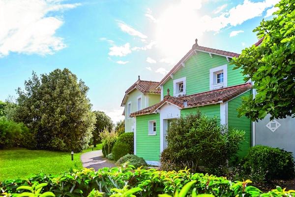 Foto van Bourgenay Flat nabij de kusthellingen - Vakantiehuis in Talmont Saint Hilaire - ExteriorSummer