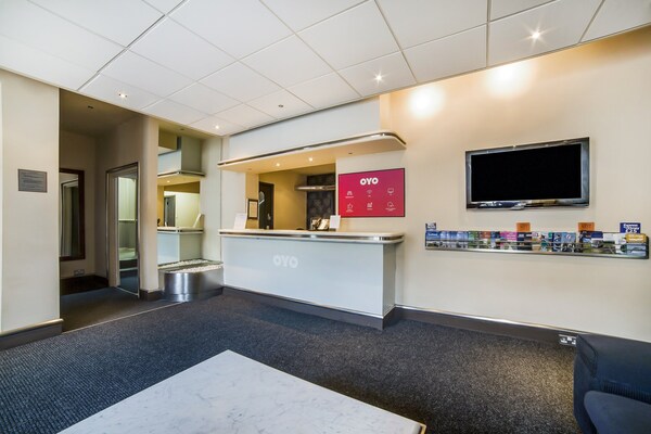Foto van Brentwood Aberdeen City Centre - Deluxe Eenpersoonskamer - HallReception