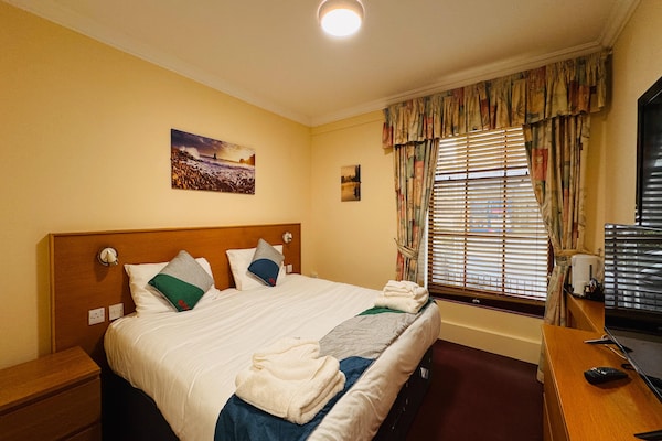 Foto van Brentwood Aberdeen City Centre - Deluxe Eenpersoonskamer - BedRoom