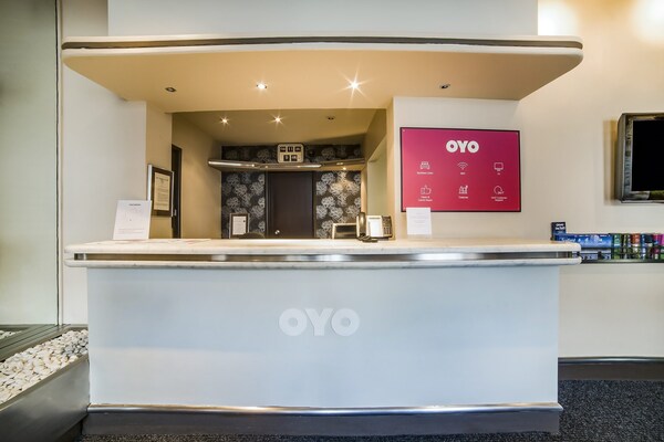 Foto van Brentwood Aberdeen City Centre - Deluxe Eenpersoonskamer - HallReception