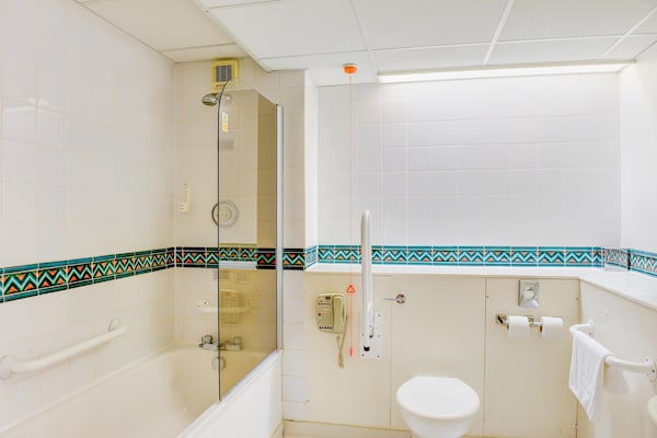 Foto van Belvilla Aberdeen Bridge Of Don Exhibition Centre - Standaard familie van 3 - BathRoom