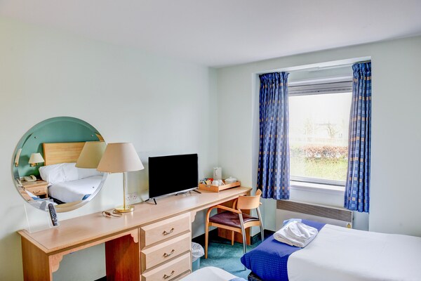 Foto van Belvilla Aberdeen Bridge Of Don Exhibition Centre - Standaard familie van 3 - BedRoom