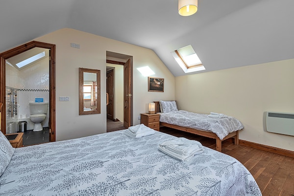 Foto van Cottage bij Cardigan Bay met bubbelbad - Vakantiehuis in Talybont - BedRoom