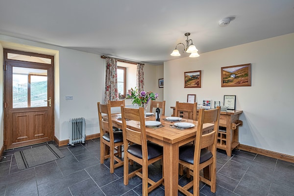 Foto van Cottage in Cambrian Mountains bij Dyfi Biosfeer - Vakantiehuis in Talybont - DiningRoom