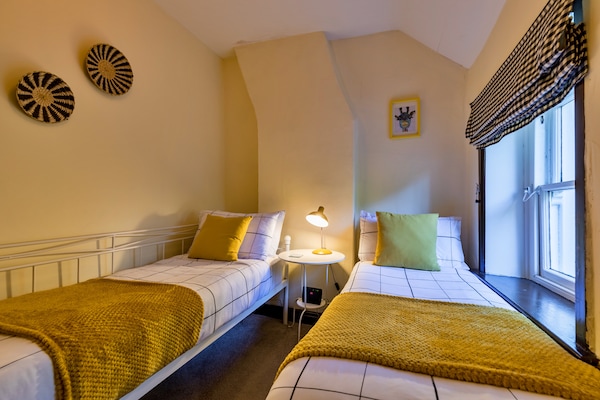 Foto van Cottage in Peak District bij Roaches Rocks - Vakantiehuis in Endon - BedRoom