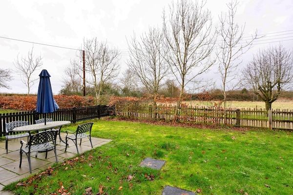 Foto van Cottage in Engelse Bos met Privétuin - Vakantiehuis in Dorsington - GardenSummer