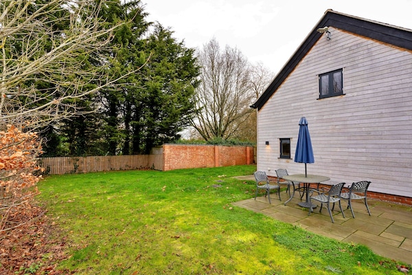 Foto van Cottage in Engelse Bos met Privétuin - Vakantiehuis in Dorsington - GardenSummer