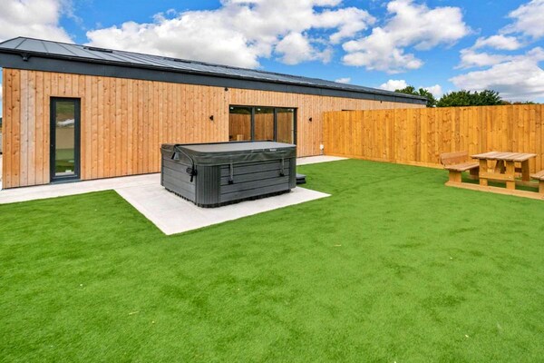 Foto van Cottage in Cotswolds met Hot Tub & Tuin - Vakantiehuis in Little Rissington - Outdoor