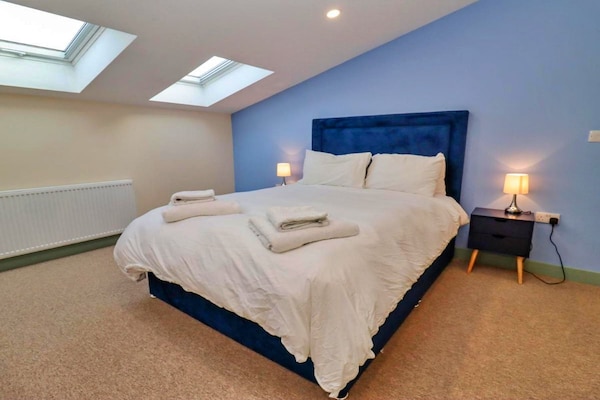 Foto van Cottage in Cotswolds met Hot Tub & Tuin - Vakantiehuis in Little Rissington - BedRoom