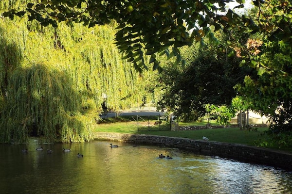 Foto van Schuur in Cotswolds met Hot Tub & Wandelpaden - Vakantiehuis in Little Rissington - AreaSummer20KM