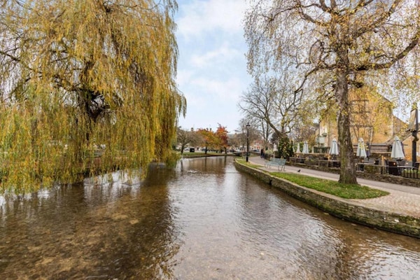 Foto van Schuur in Cotswolds met Hot Tub & Wandelpaden - Vakantiehuis in Little Rissington - AreaSummer20KM