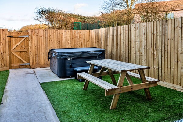 Foto van Schuur in Cotswolds met Hot Tub & Wandelpaden - Vakantiehuis in Little Rissington - GardenSummer