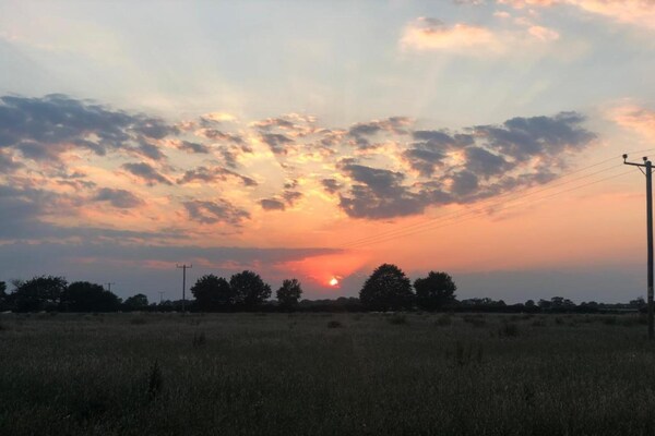 Foto van Glamping in Northamptonshire bij Cotswolds - Vakantiehuis in Steane - AreaSummer5KM