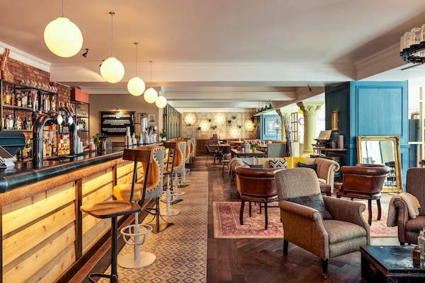 Foto van Bristol Grand Hotel By Sunday - Junior Suite - Vakantiehuis in Bristol - HotelFacilitiesAndServices