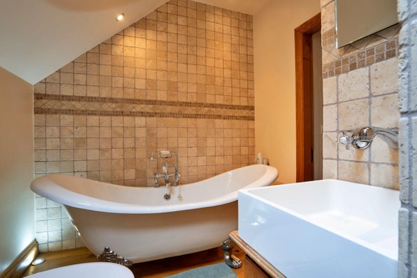 Foto van Basis in Derbyshire met uitzicht - Vakantiehuis in Ashover - BathRoom