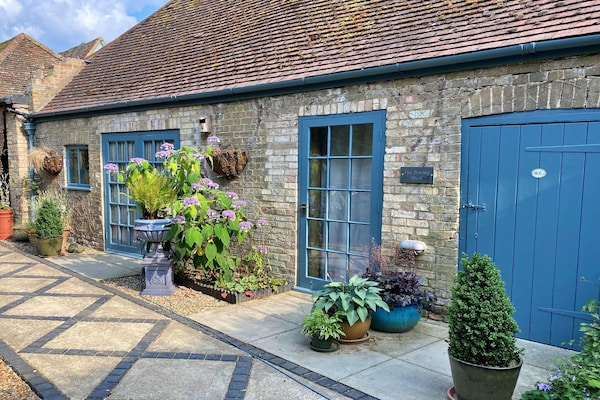 Foto van Boerderij op het nabij de rivier de Great Ouse - Vakantiehuis in Godmanchester - ExteriorSummer