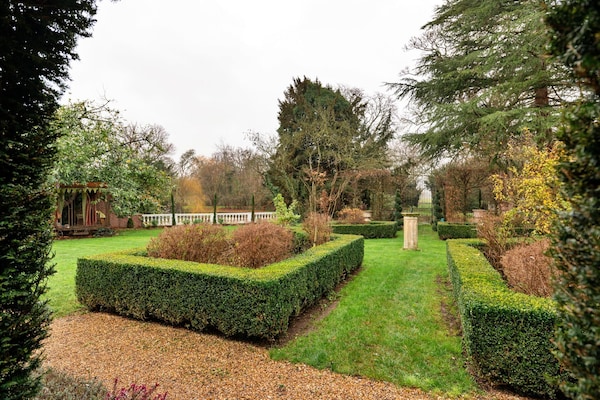 Foto van Boerderij op het nabij de rivier de Great Ouse - Vakantiehuis in Godmanchester - GardenSummer
