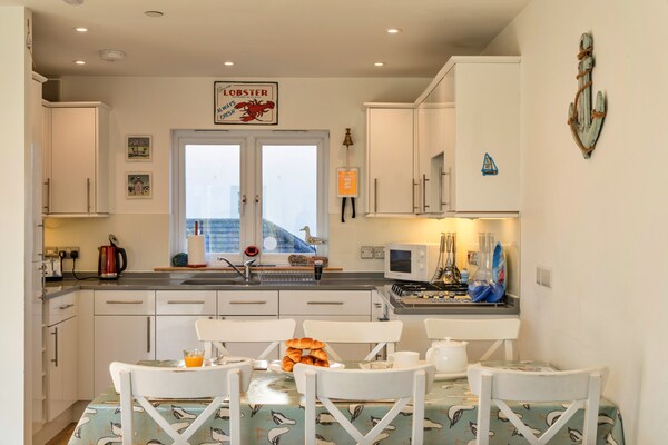 Foto van Bude Sea View Apartment voor 4 personen - Vakantiehuis in Bude - DiningRoom
