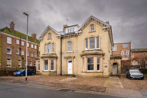 Foto van Appartement vlakbij zee, Yarmouth Road - Vakantiehuis in Great Yarmouth - ExteriorSummer